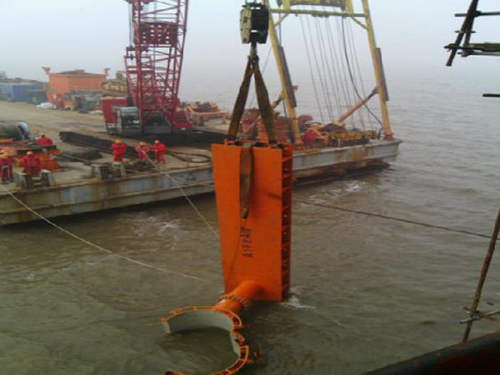 中信能源天時集團（tuán）月東油田海上采油平台A1、A2靠船件設計、製作、現場安裝等項（xiàng）目（2013年）