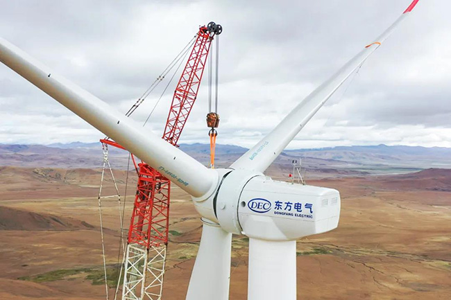 5150米！世界最高海拔風電機（jī）組完成吊裝&nbsp;&nbsp;