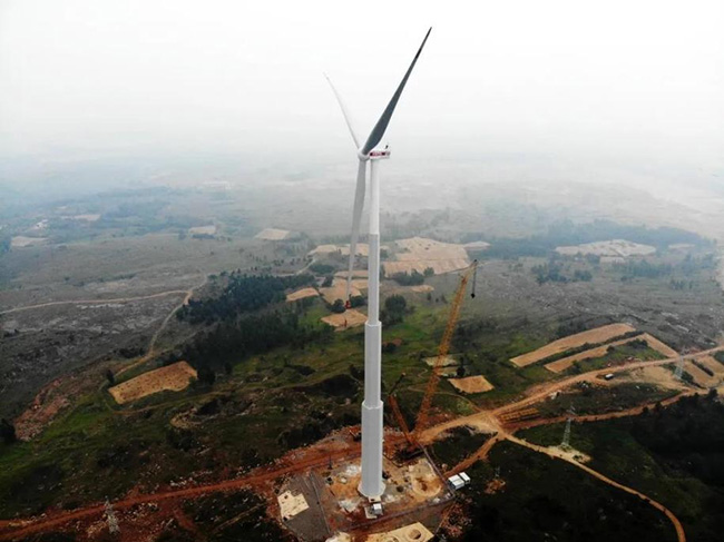 讚！國內首台170米超高風電（diàn）機（jī）組 刷（shuā）新（xīn）風電設（shè）備製造業新紀錄！
