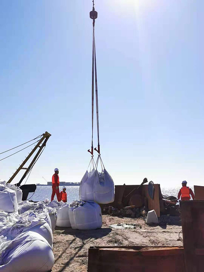 月東油田海底管道（dào）懸空裸露治理工程順利完工