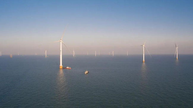 海南首座！三航局华能临高海上风电场项目海上升压站吊装圆满完成