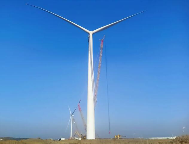 中船科技首台H260-12.6MW海上機組完成吊裝