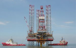 我國首個海上大型（xíng）深水自（zì）營（yíng）氣（qì）田開鑽（zuàn）