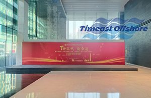 十裏春（chūn）風，隻（zhī）為聘你（nǐ），萬事俱備，職等你來！