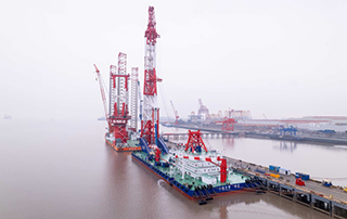全球最大打樁船“二航長（zhǎng）青（qīng）”號順利交付