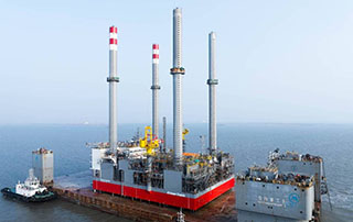 我國最大（dà）的智能自安裝生產處理平台 “海洋石油166”成功（gōng）下水測試