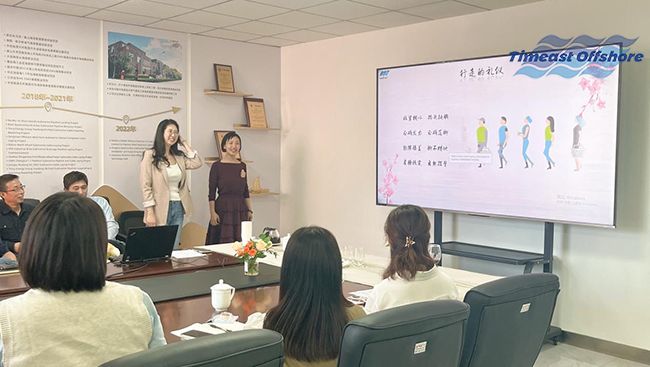 職場禮儀培（péi）訓——知禮行天下