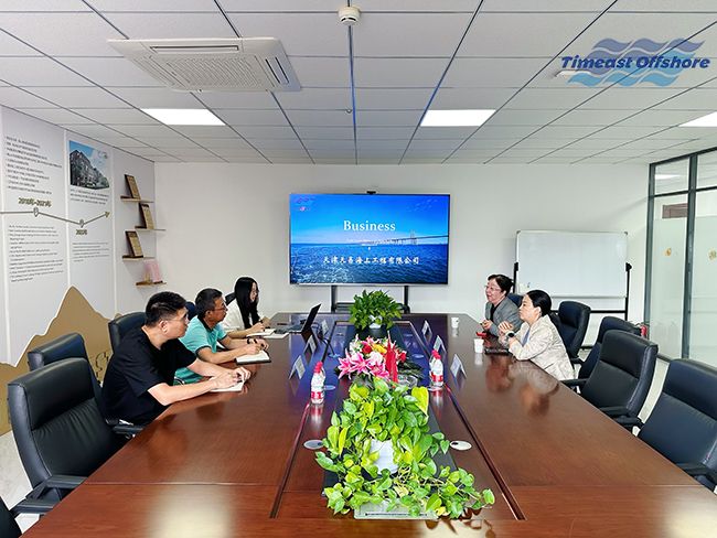 十三化建到訪我司洽談（tán）合作