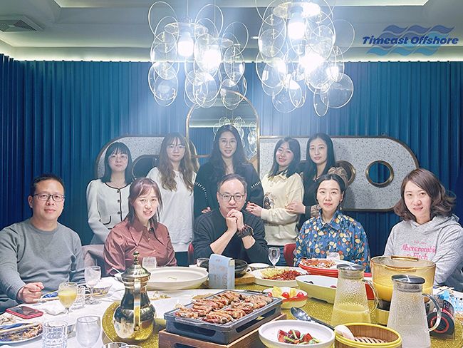柔肩擔重任，巾幗（guó）綻芳華——3.8女神節快樂