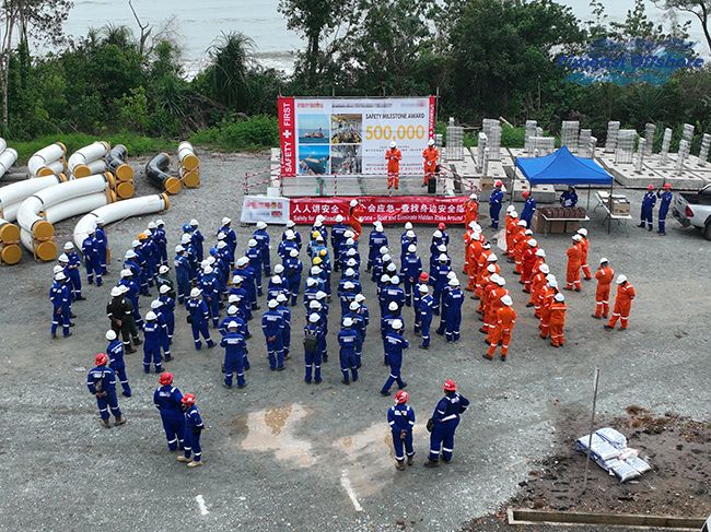 榮耀（yào）時刻（kè）！安全月我司馬來西亞（yà）項（xiàng）目人員獲業主 HSE 表彰