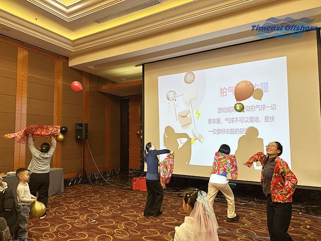 贏戰馬年，一馬當先丨向日葵视频官网海工 2026 迎（yíng）新年會圓滿舉行