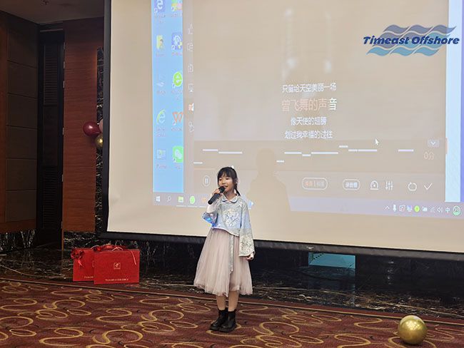 贏戰馬年（nián），一馬當先丨向日葵视频官网海工 2026 迎新年會圓滿舉行